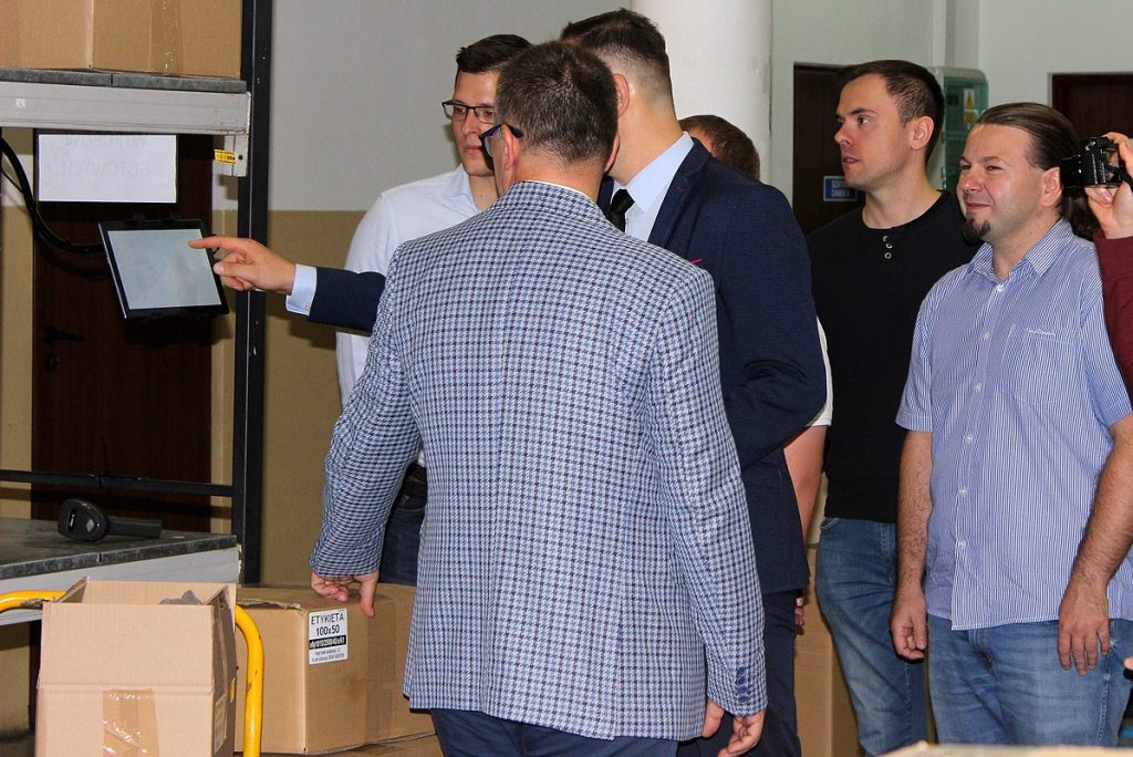 Ilustracja do artykułu: Automatyzacja wkracza do drukarni etykiet — blog Printegy MIS